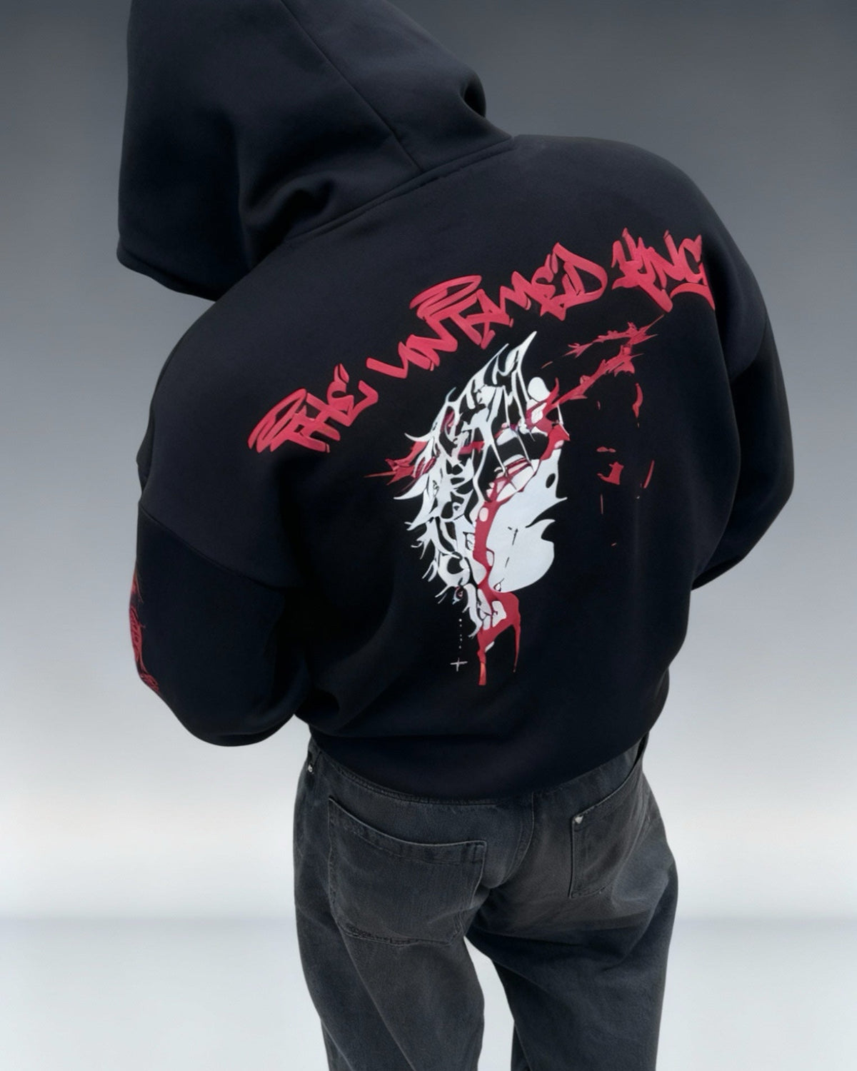 UNTAMED KING HOODIE
